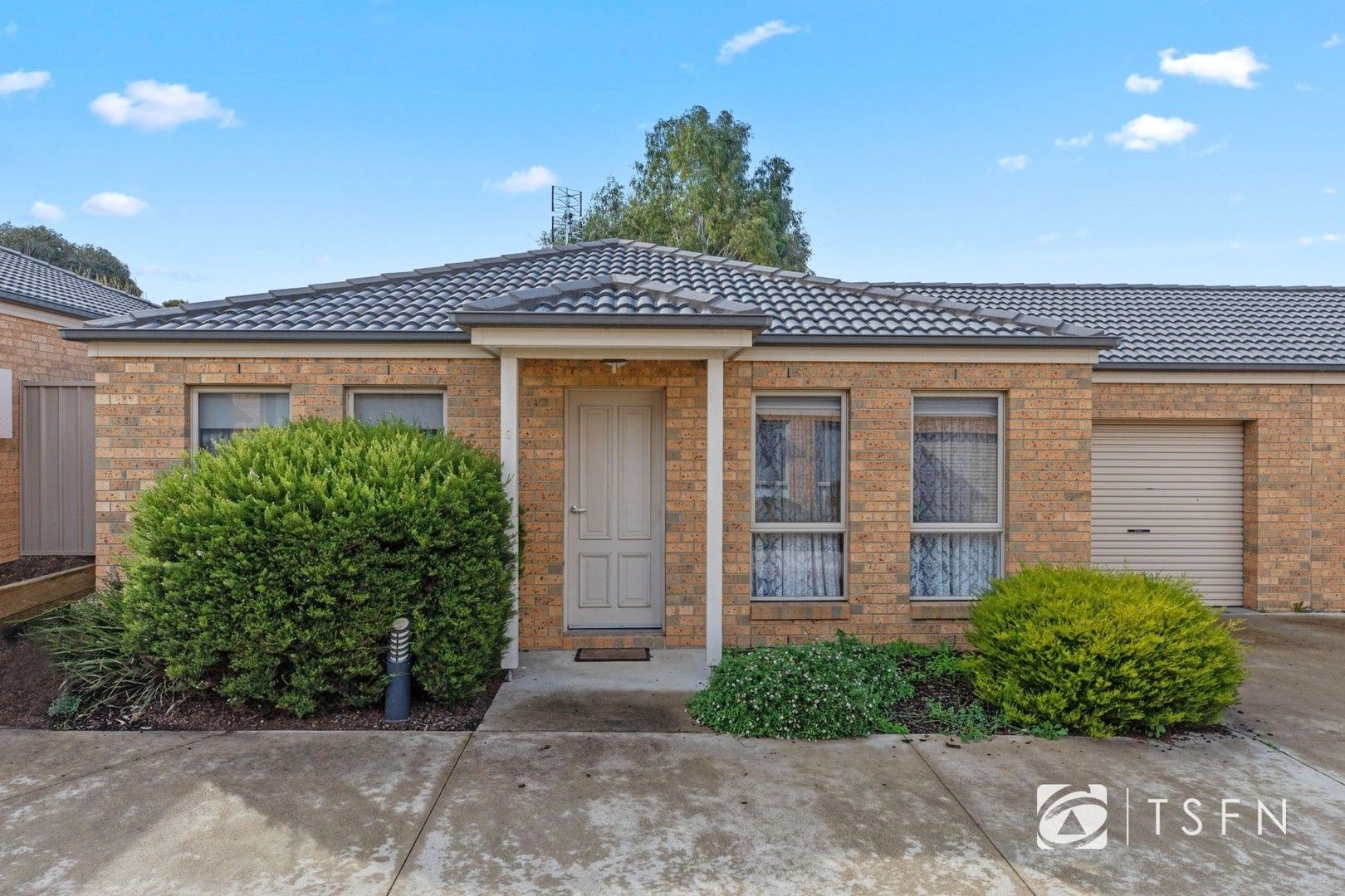 2 bedrooms Apartment / Unit / Flat in 9/107 St Killian Street WHITE HILLS VIC, 3550