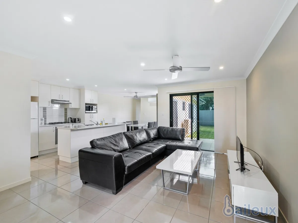 Two bedroom, Two bathroom Duplex in Mount Pleasant Available for Rent - View 3