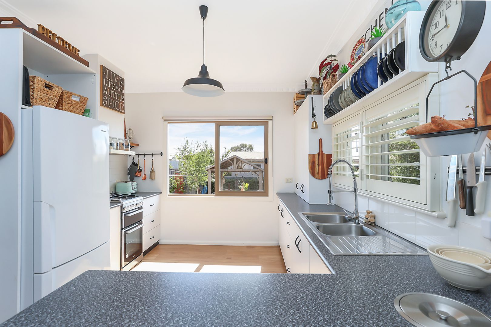 16A Lawrence Street, Camperdown VIC 3260, Image 1