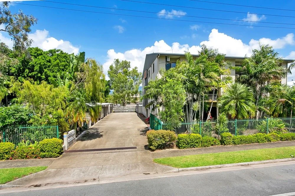 11/49-51 Digger Street, Cairns North QLD 4870