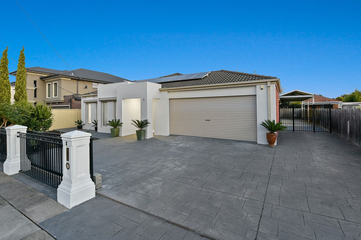 4 Woodward Street, Springvale VIC 3171, Image 2