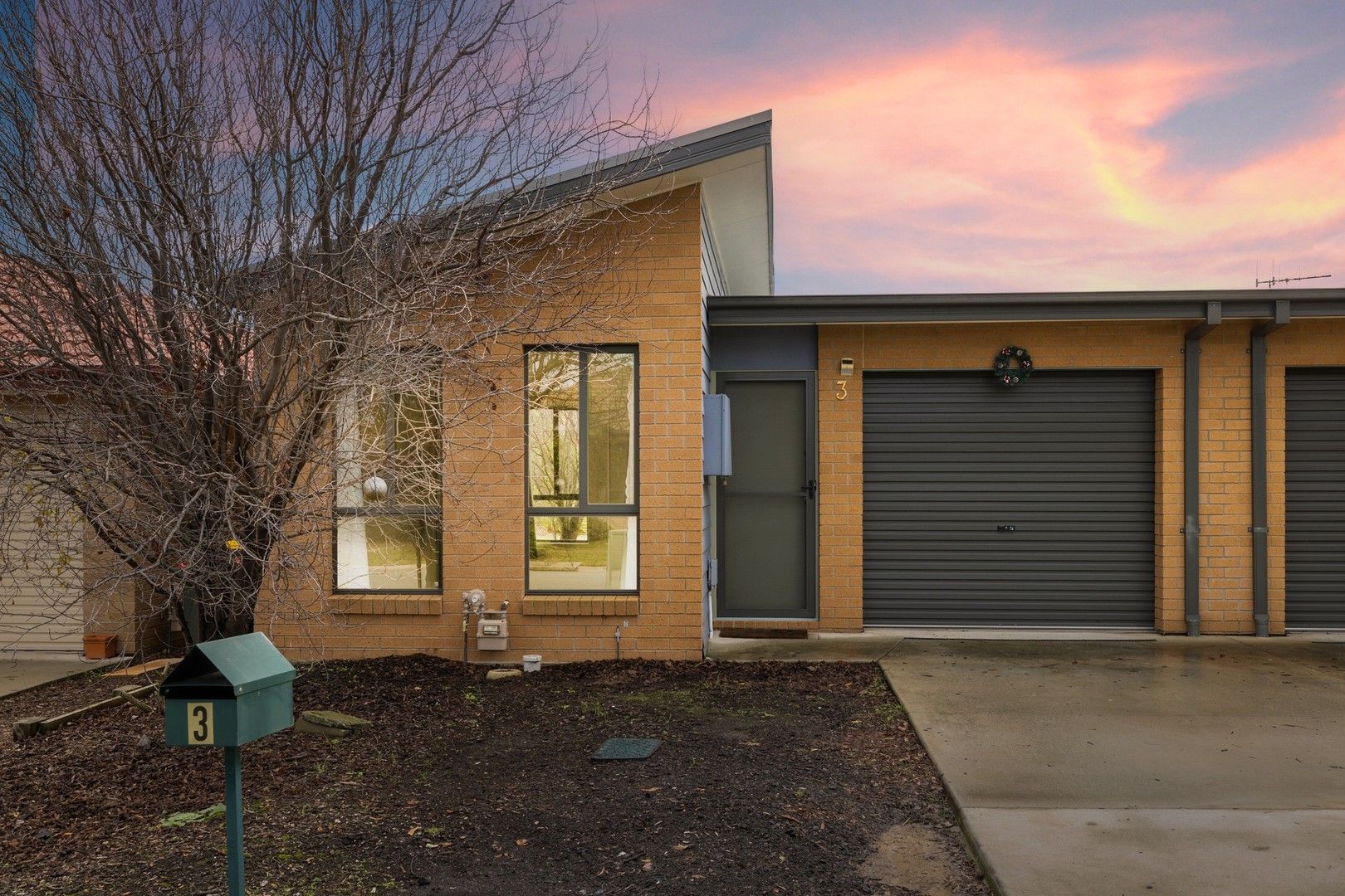 3 Sisely Street, Macgregor ACT 2615 House For Rent Domain