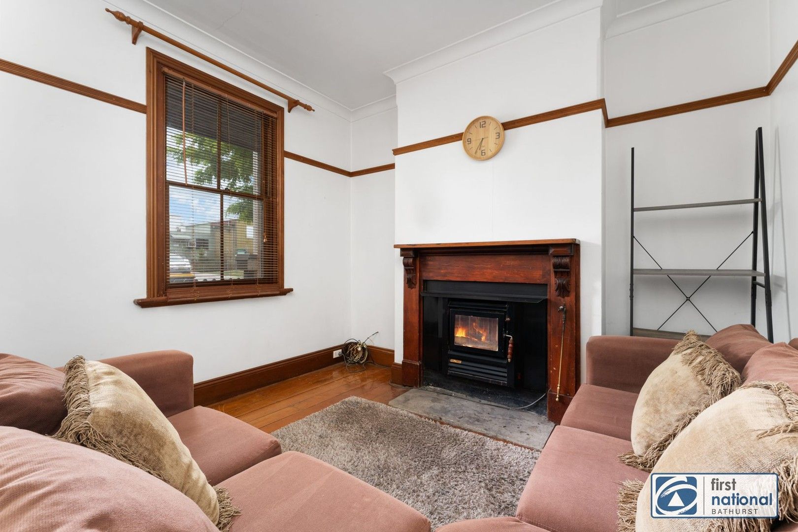 2 bedrooms House in 53 Carlingford Street BATHURST NSW, 2795