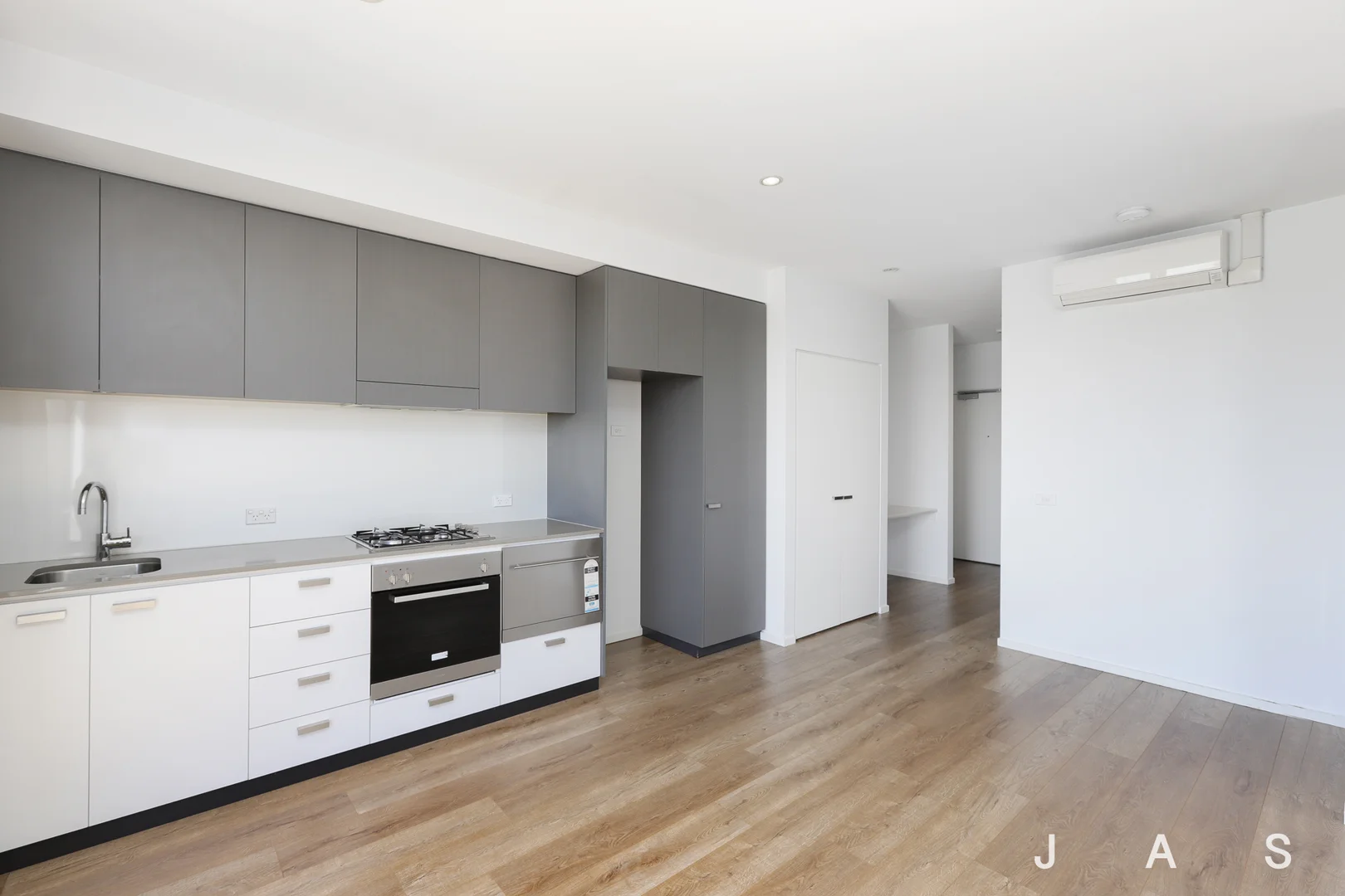 Additional image 6 of 313/71 Henry Street, Kensington VIC 3031