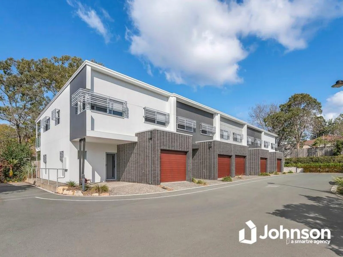 4/31 Griffith Place, Seven Hills QLD 4170 - Townhouse For Rent | Domain