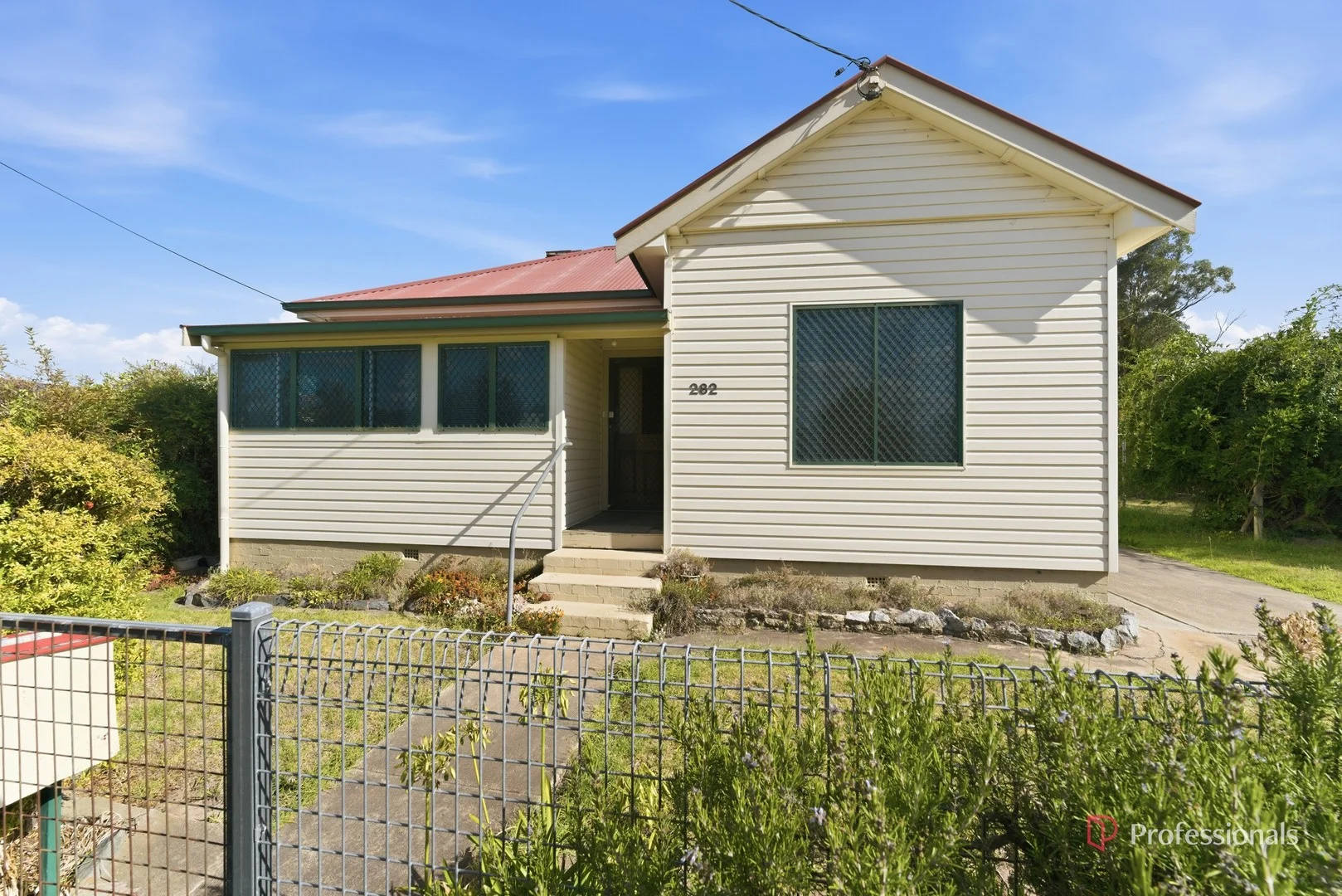282 Dumaresq Street, Armidale NSW 2350