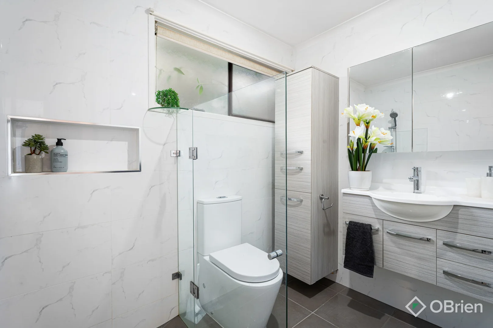 Additional image 8 of 4/25-27 Peel Street, Berwick VIC 3806