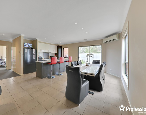 3/25 Lomandra Bowl, Harkness VIC 3337