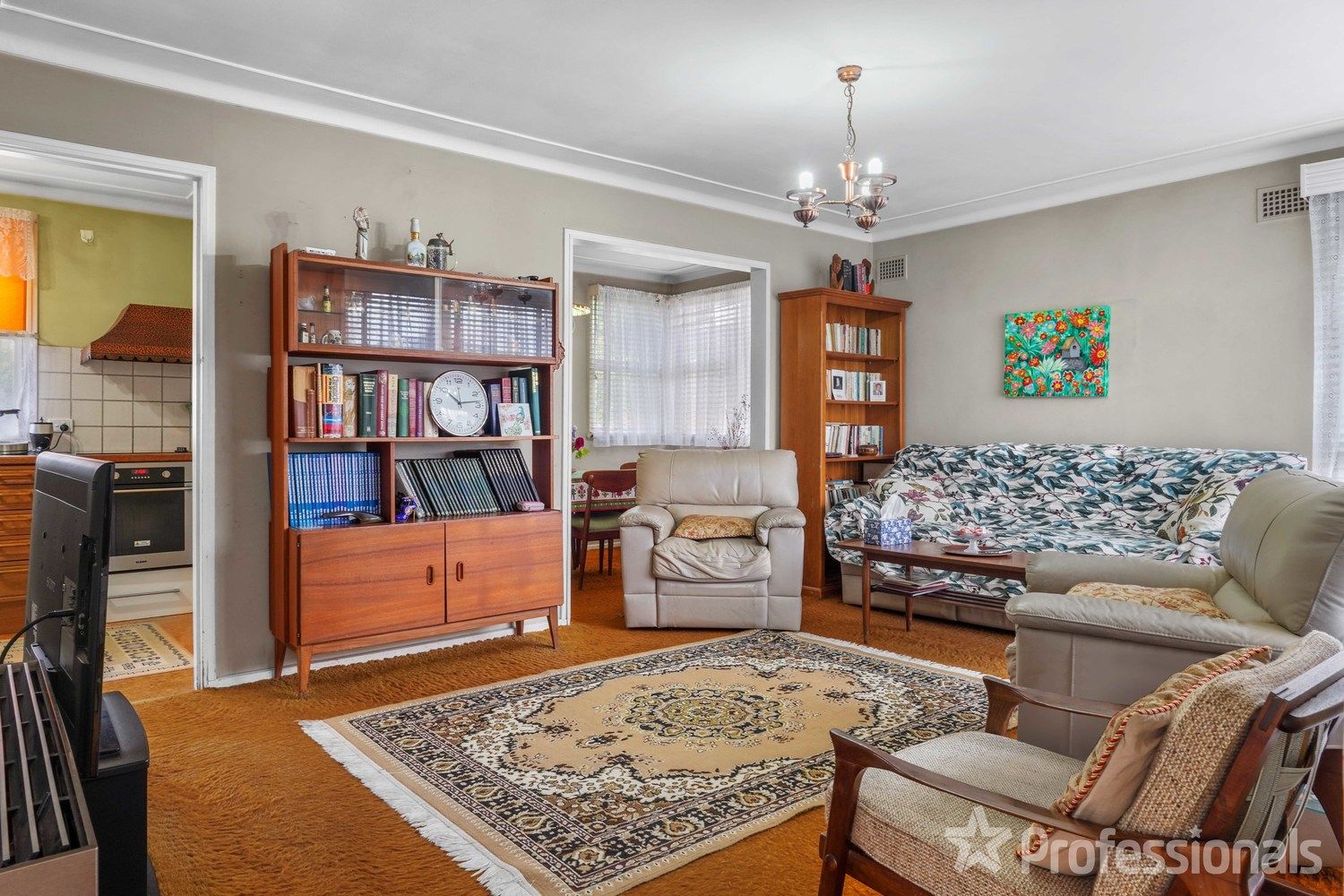 5 Solo Crescent, Fairfield NSW 2165, Image 2