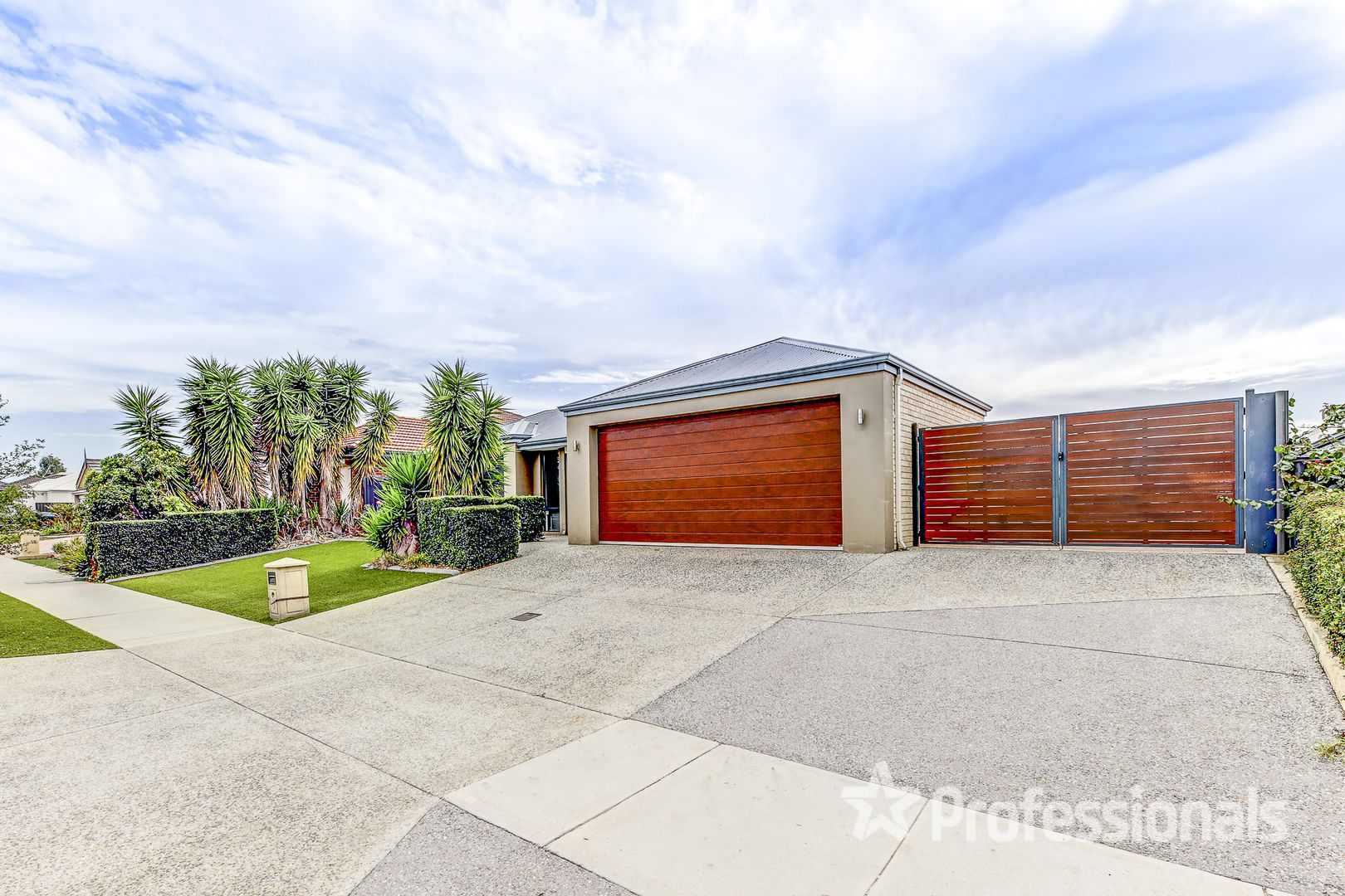 8 Gleeson Entrance, Aveley WA 6069, Image 2