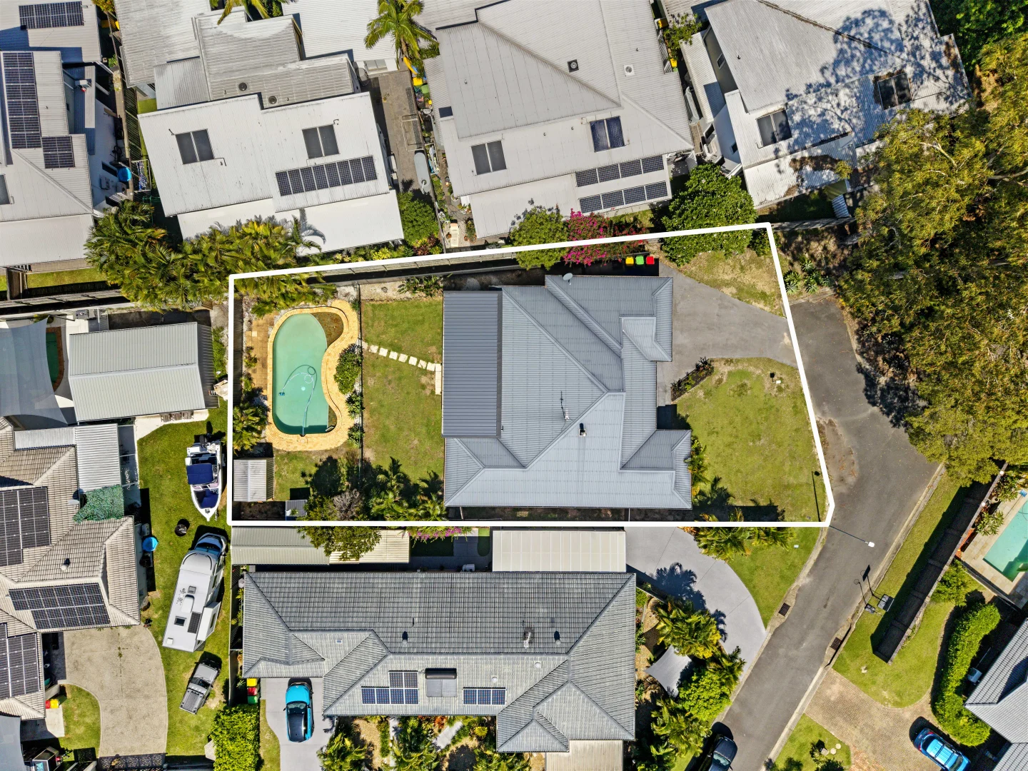 Additional image 21 of 4 Yerrecoin Place, Burleigh Waters QLD 4220