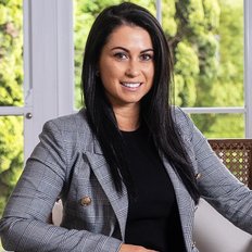 Eliza Zammit, Property manager