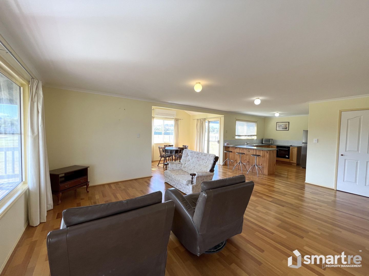 4 Sunwest Court, Plainland QLD 4341 House For Rent 450 Domain