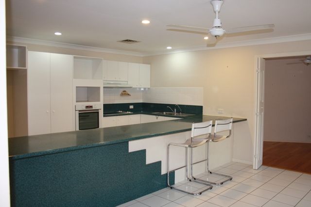 4 Putter Place, Arundel QLD 4214, Image 1