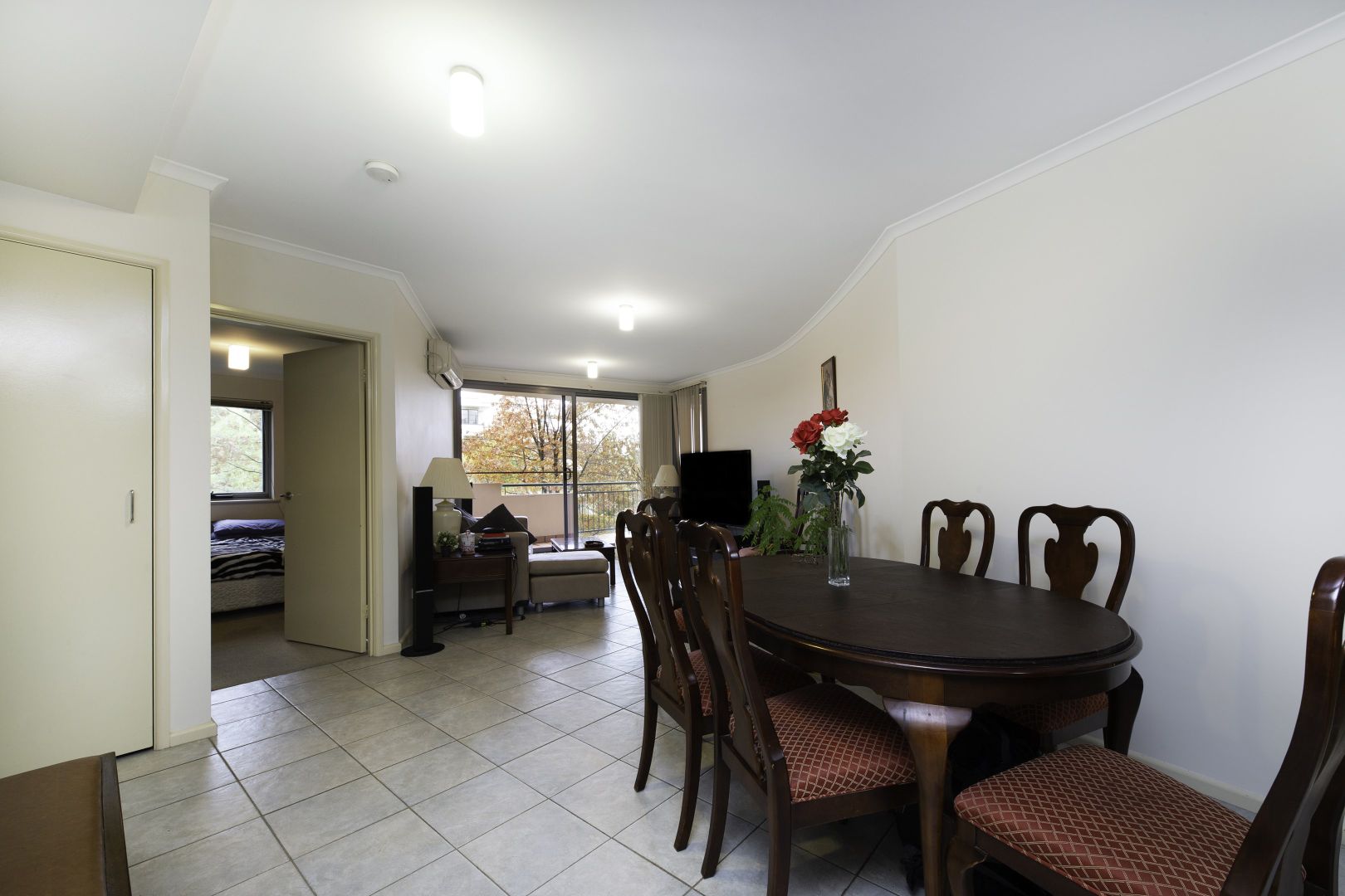 209/107 Canberra Avenue, Griffith ACT 2603, Image 2