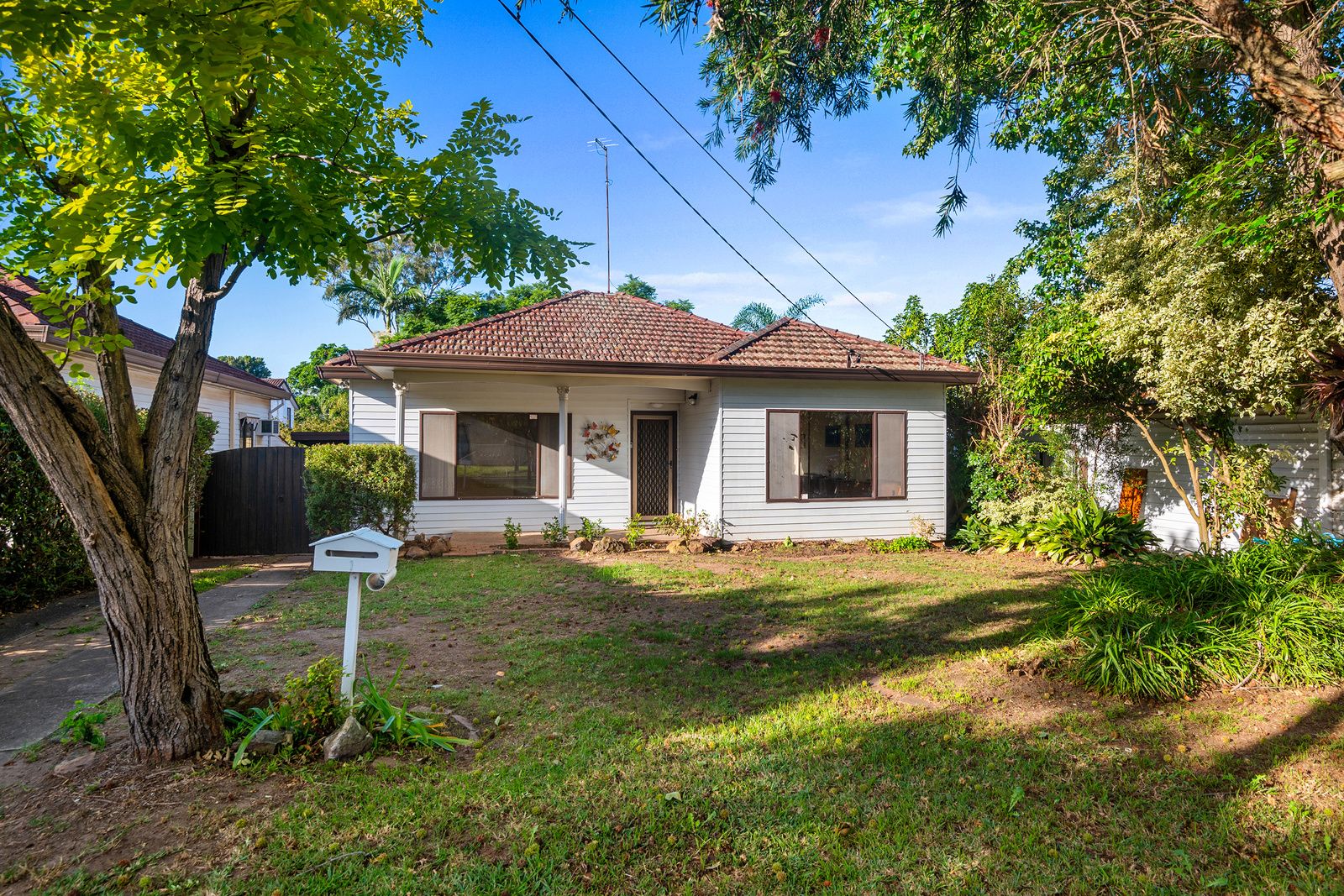 1 Roseanne Avenue, Roselands NSW 2196, Image 0