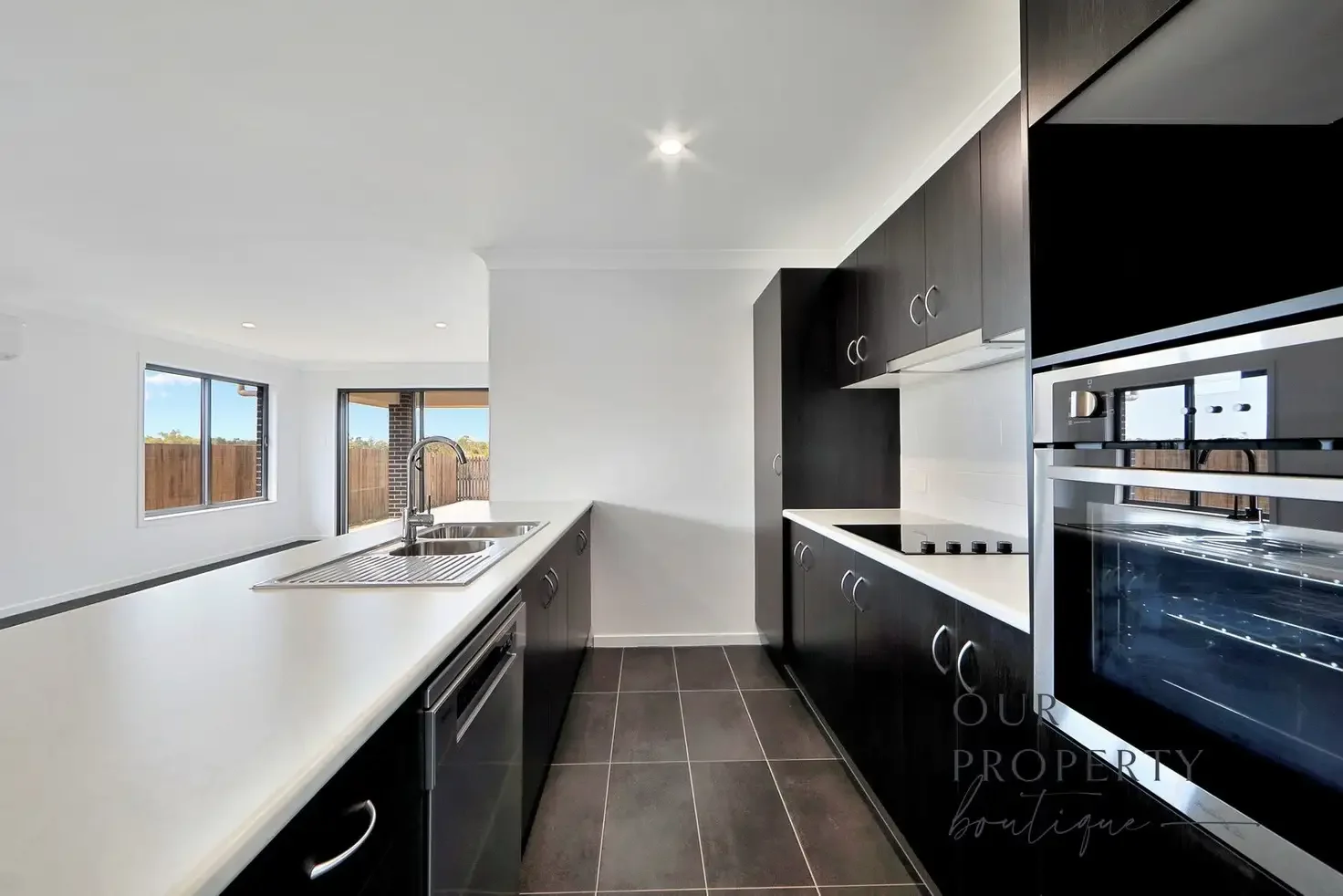 Additional image 10 of 11b Clearview Ave, Thabeban QLD 4670