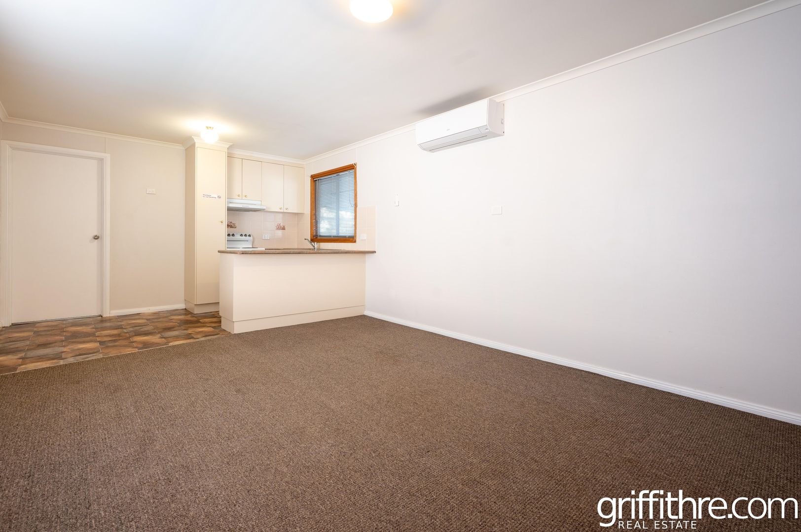 6/41 Hay Rd, Darlington Point NSW 2706 House For Rent 240 Domain
