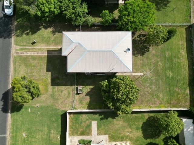 30 Brock Crescent, Dysart QLD 4745, Image 1