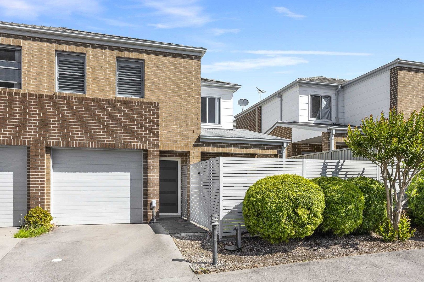 3 bedrooms Townhouse in 17/15 Park Avenue HELENSBURGH NSW, 2508