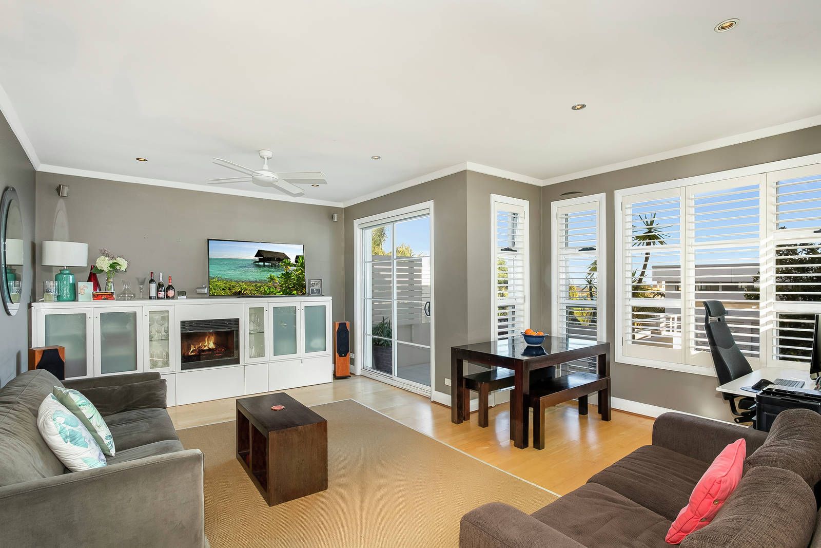 2/2-3 Berry Avenue, Fairlight NSW 2094, Image 2