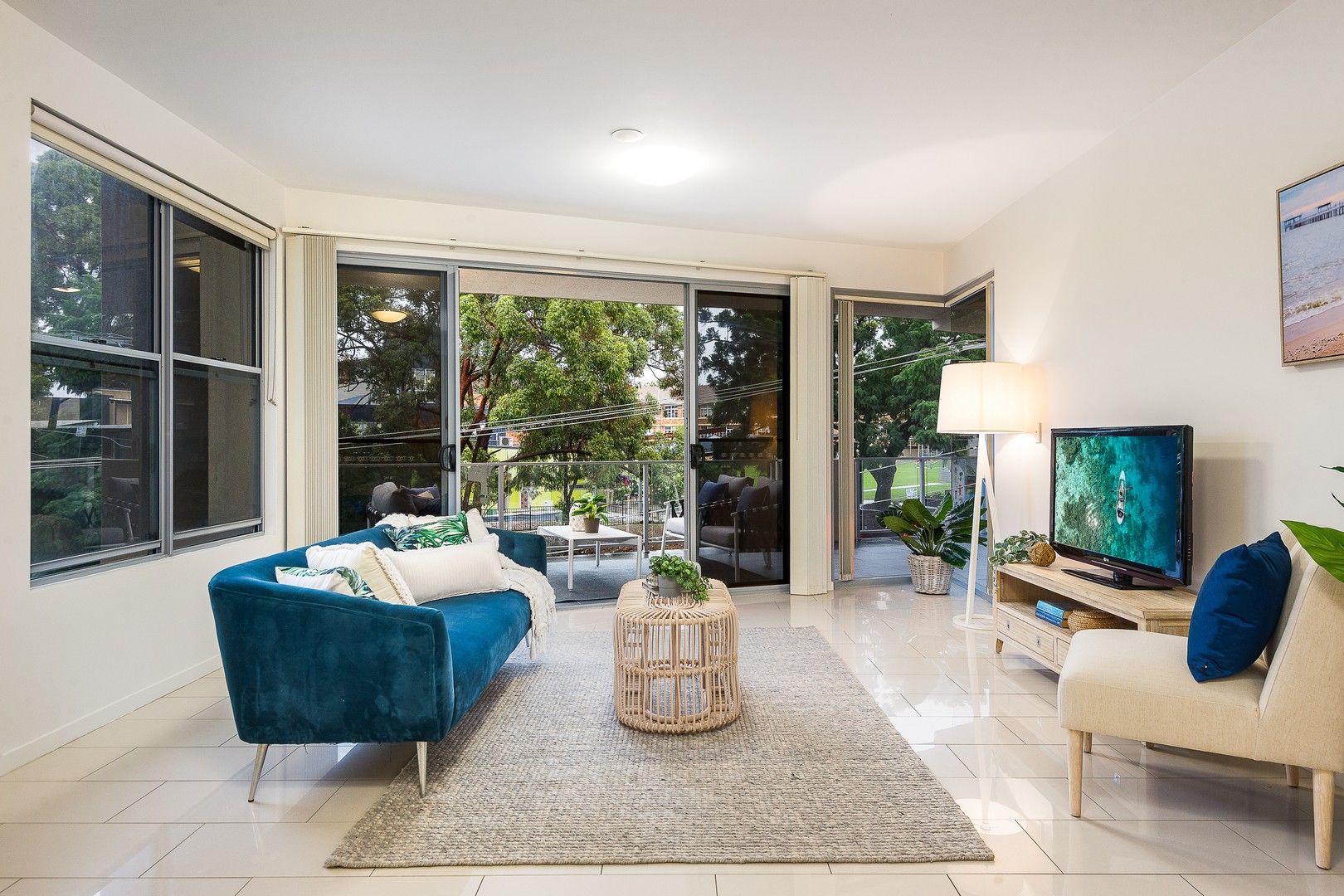 3 bedrooms Apartment / Unit / Flat in 3/13 Tank St KELVIN GROVE QLD, 4059