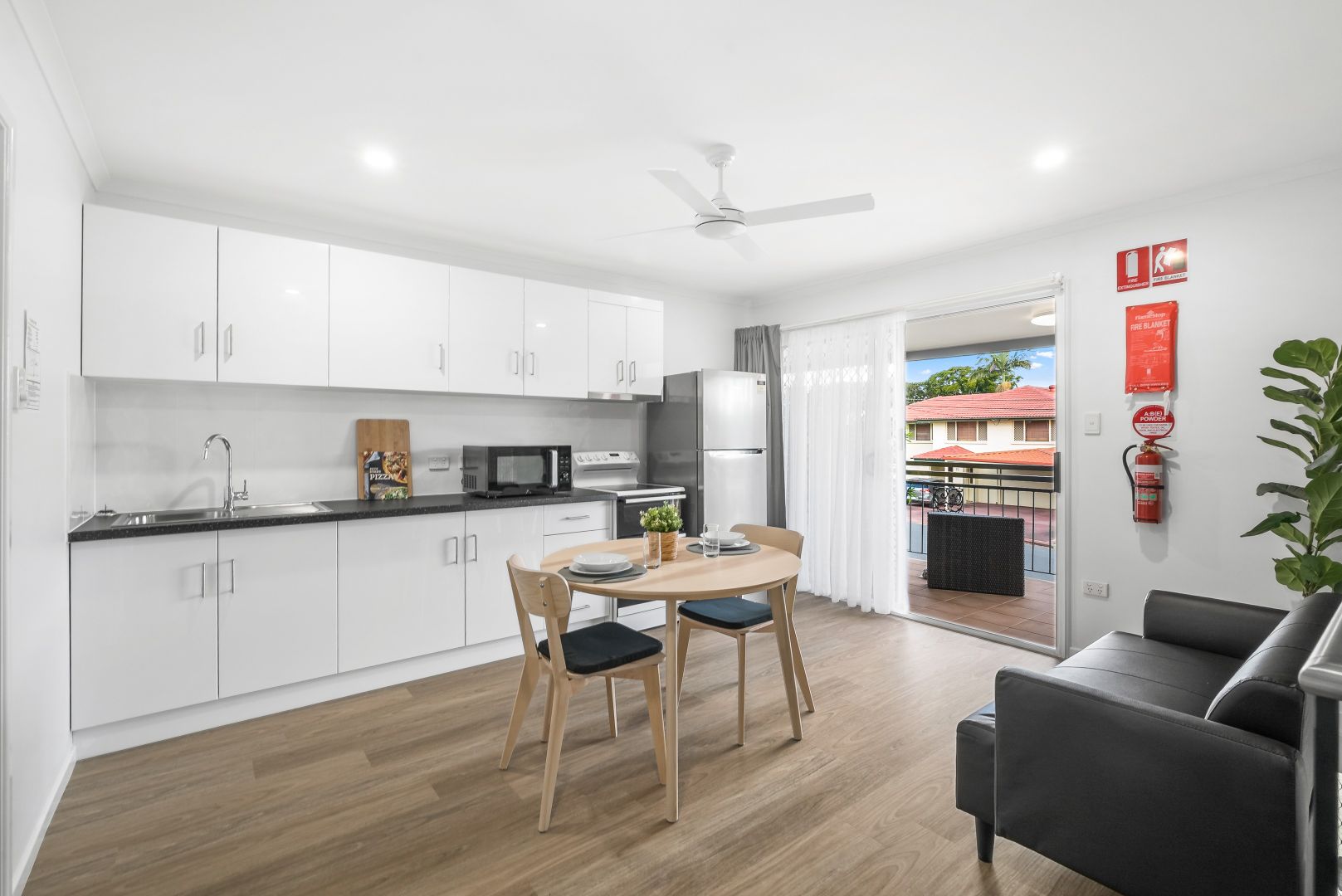 3/15 Shirland Street, Macgregor QLD 4109 Apartment For Rent Domain