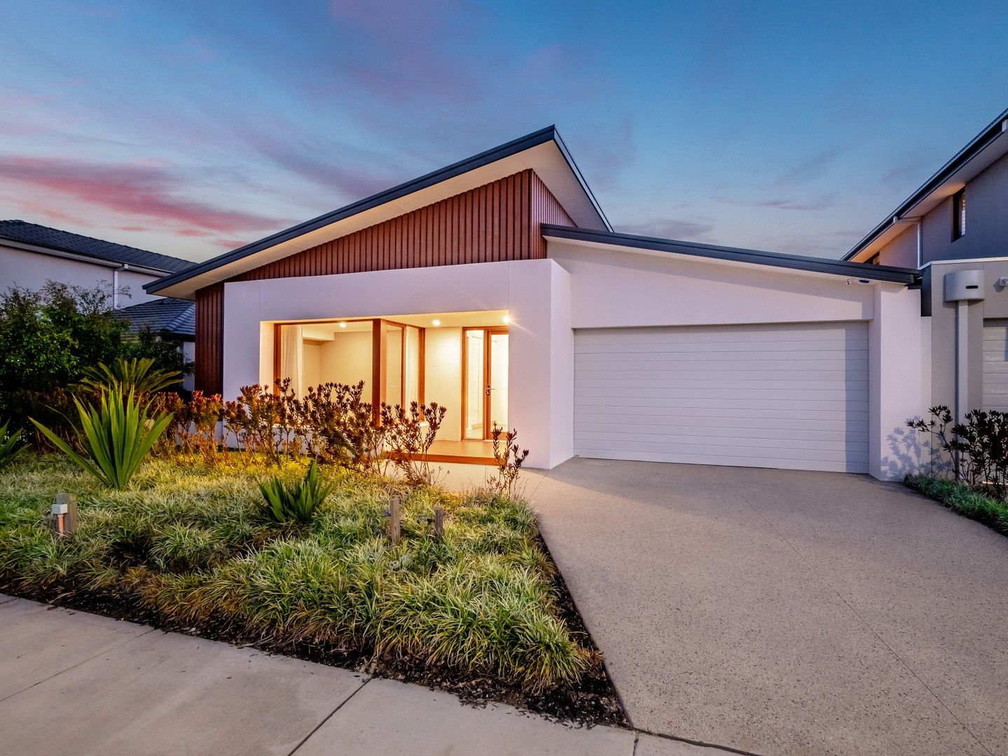 6 Waterman Drive, Clyde VIC 3978, Image 0