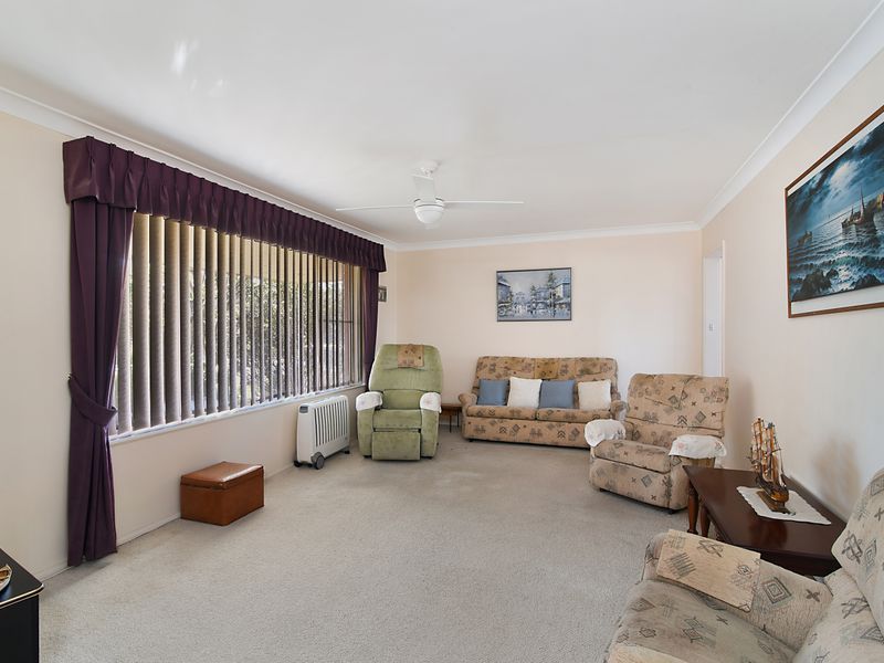 25 Crossingham Street, Canton Beach NSW 2263, Image 1