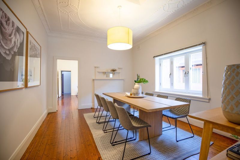 5 bedrooms House in 10 Harrington Street ENMORE NSW, 2042