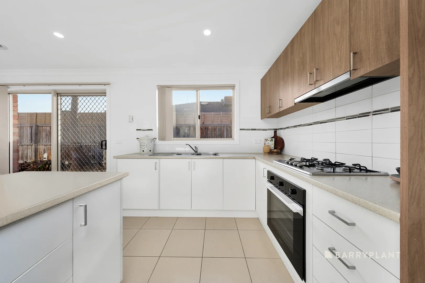 Additional image 5 of 16 Jezwing Avenue, South Morang VIC 3752