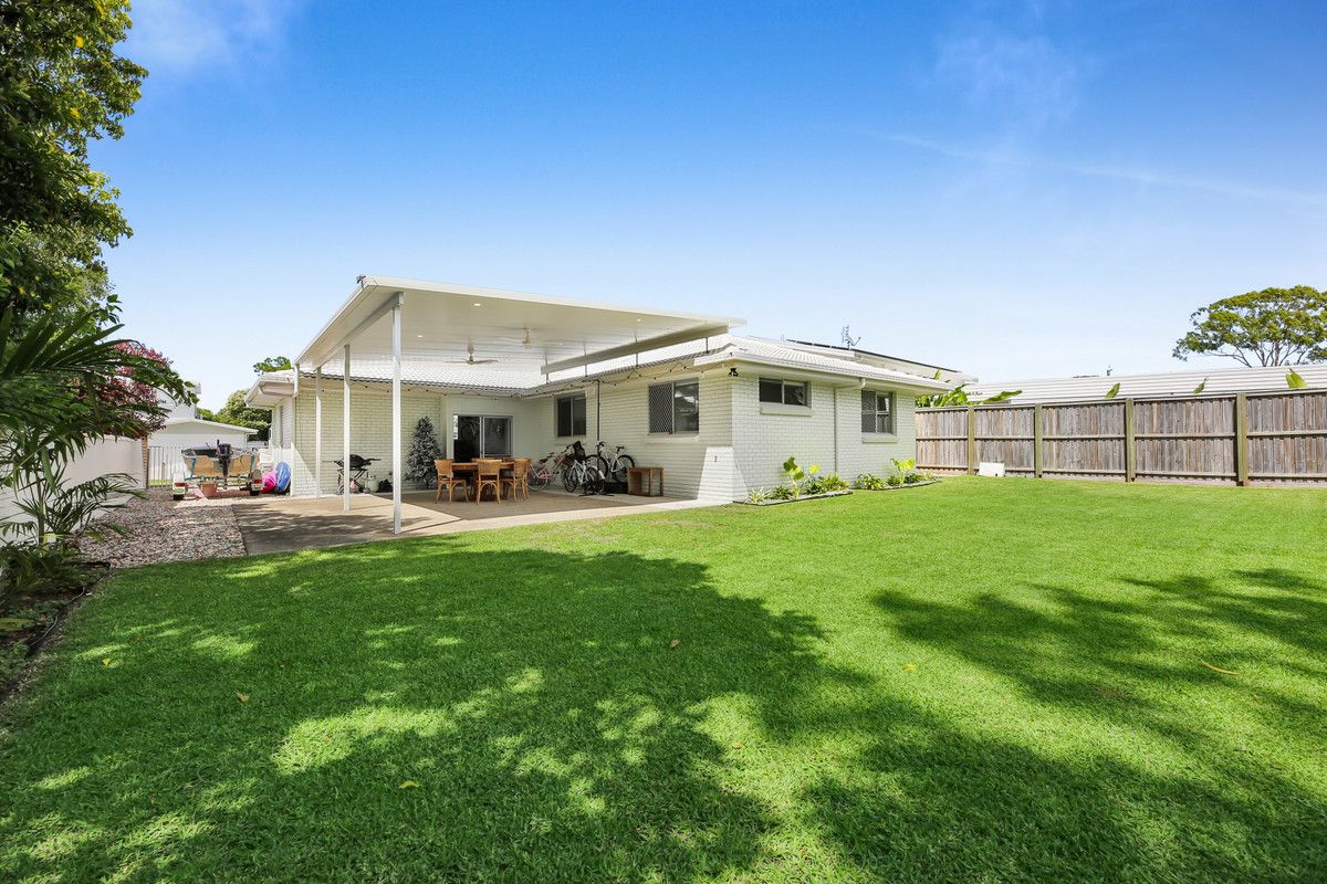 23 Birigun Street, Mermaid Waters QLD 4218, Image 0