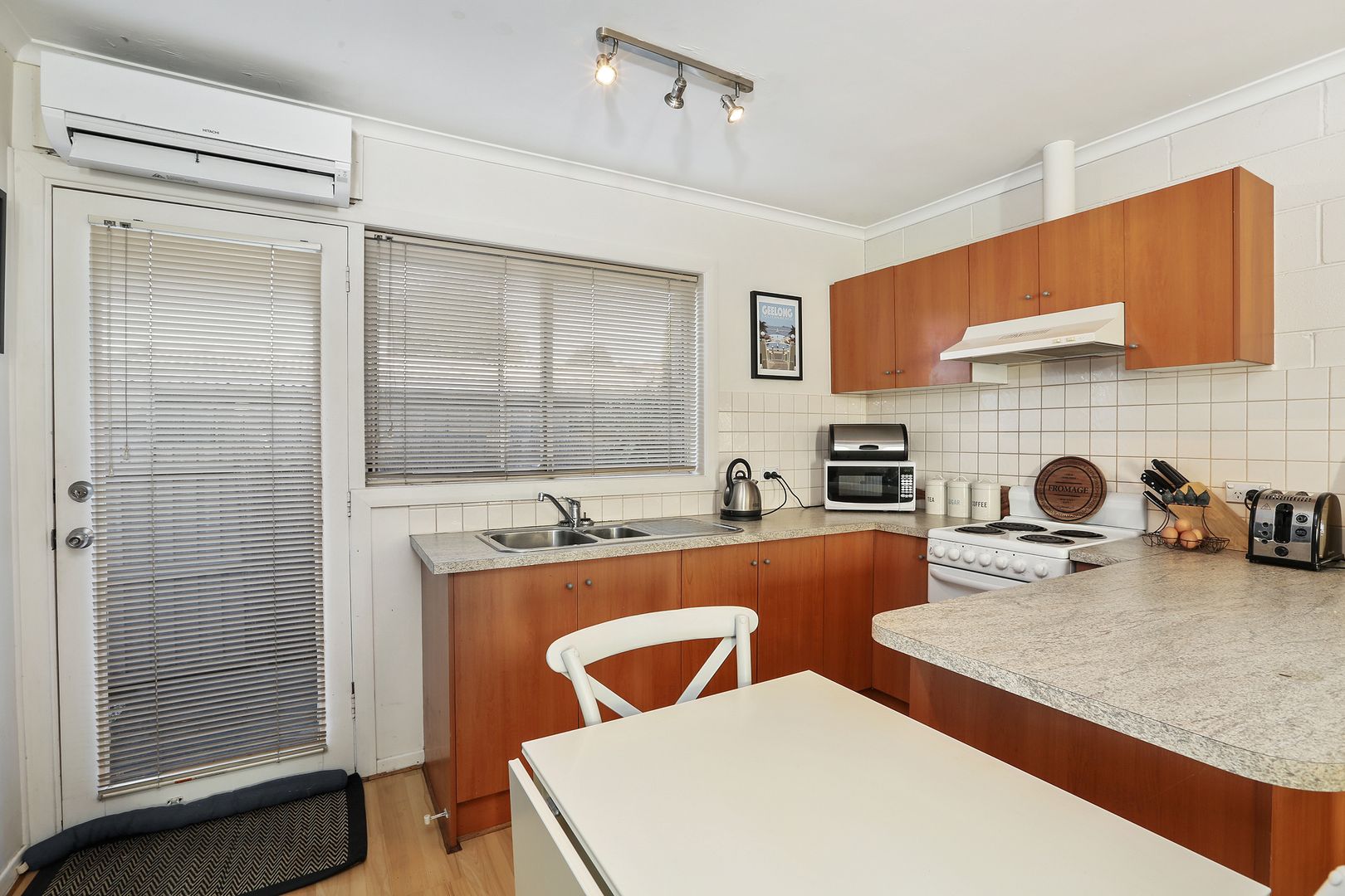 5/16 Stafford Street, Herne Hill VIC 3218, Image 1