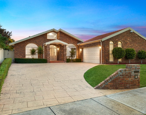 3 Blake Close, Delahey VIC 3037