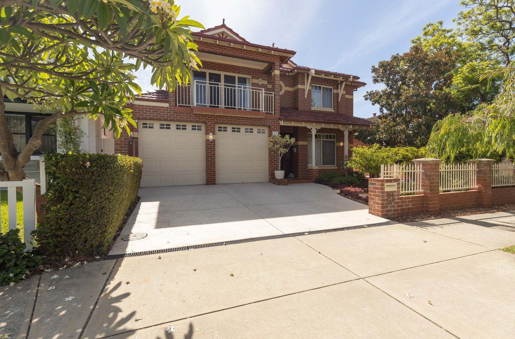 4 bedrooms House in 21 Wattle Street SOUTH PERTH WA, 6151