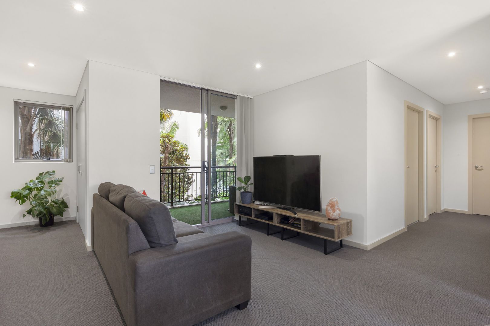 1/313-323 Crown Street, Wollongong NSW 2500, Image 2