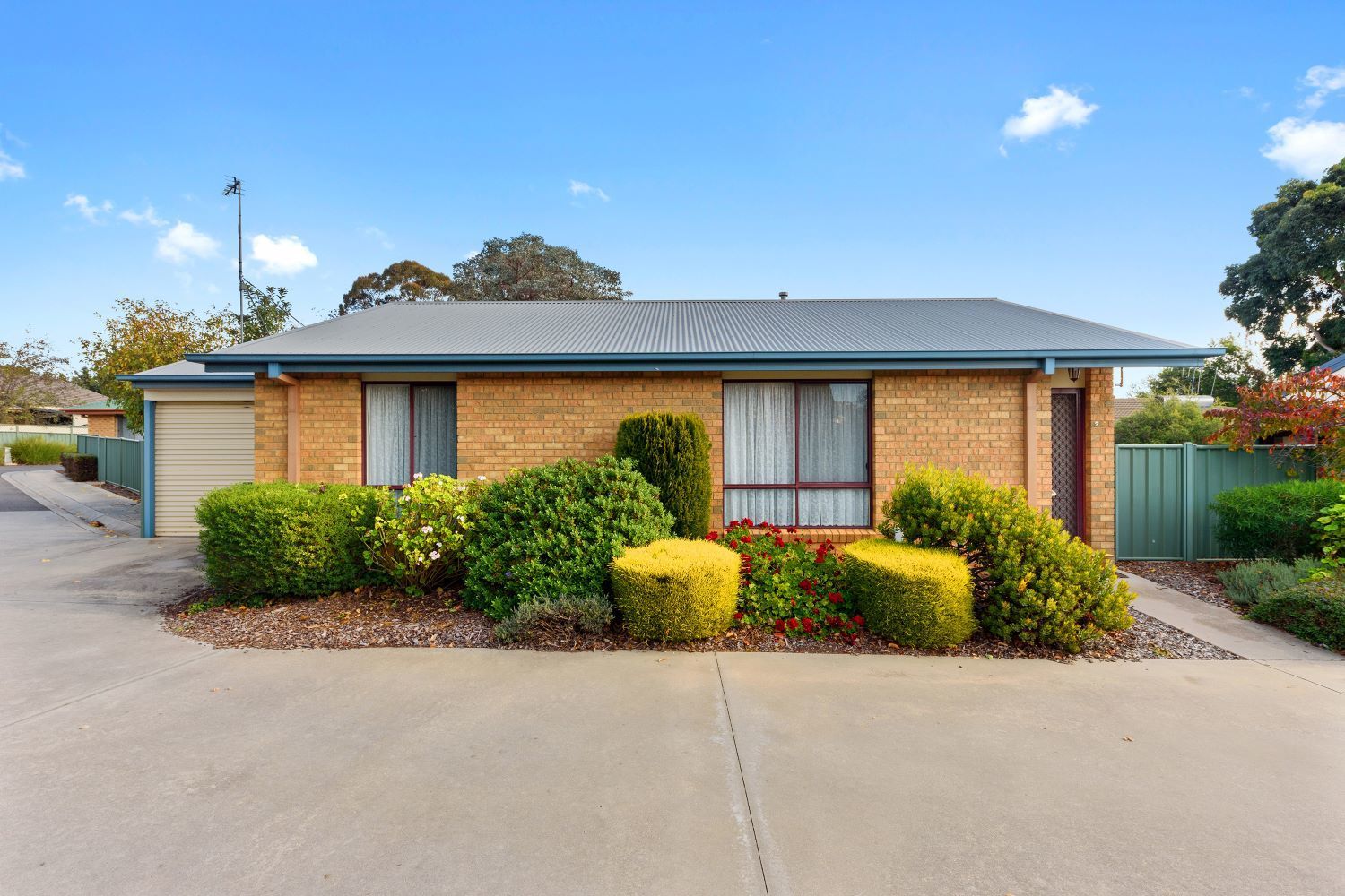 2/20 Glencoe Street, Kennington VIC 3550, Image 0