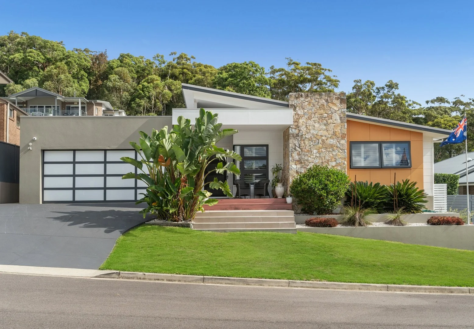 9 Tacking Street, Corlette NSW 2315