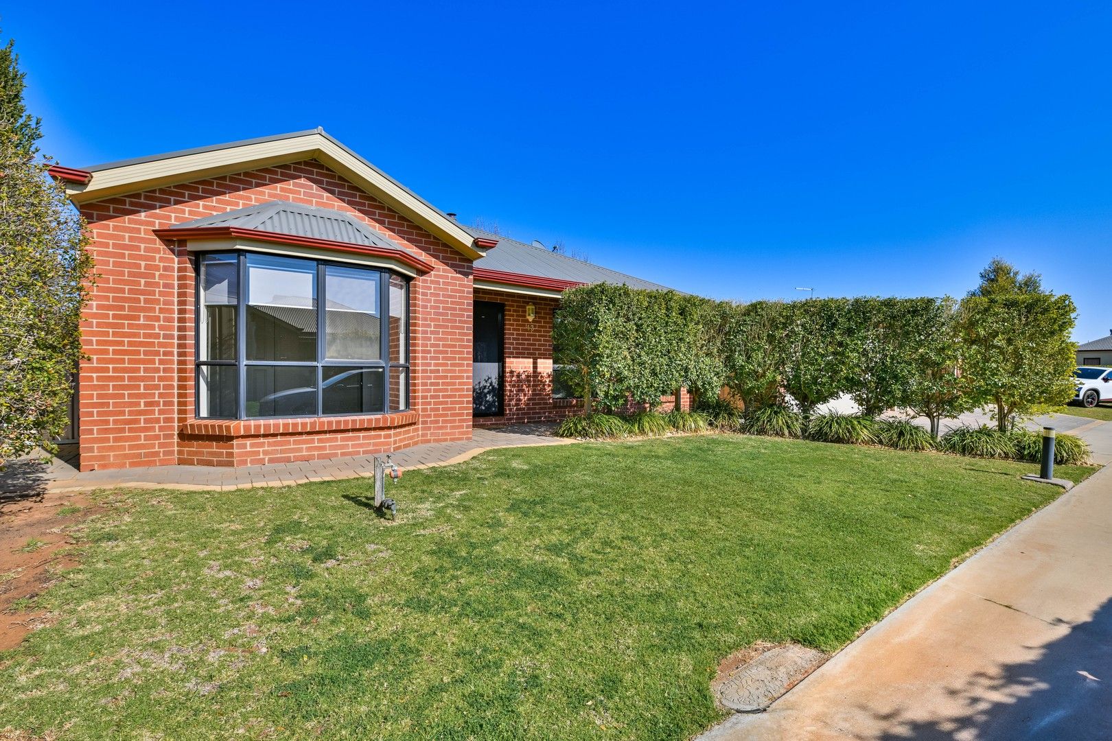 3 bedrooms Townhouse in 13/8 Taylor Drive MILDURA VIC, 3500