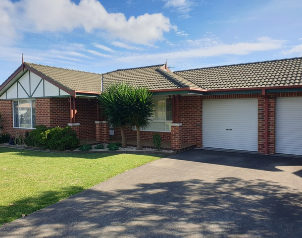 42 Carrabeen Drive, Old Bar NSW 2430