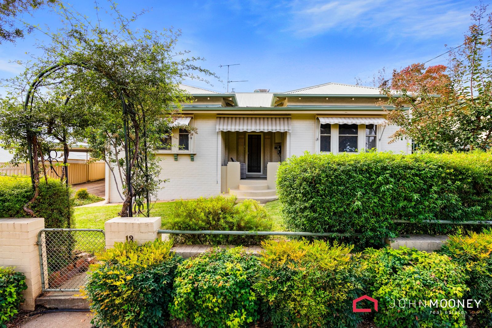 13 Richard Street, Turvey Park NSW 2650, Image 0