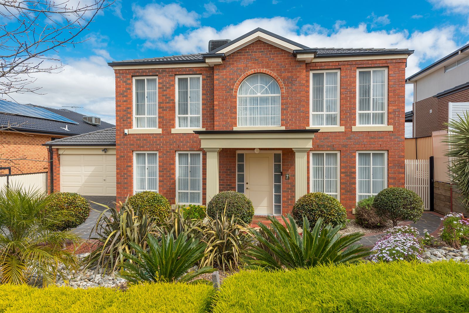 7 Fraserburgh Crescent, Greenvale VIC 3059, Image 0