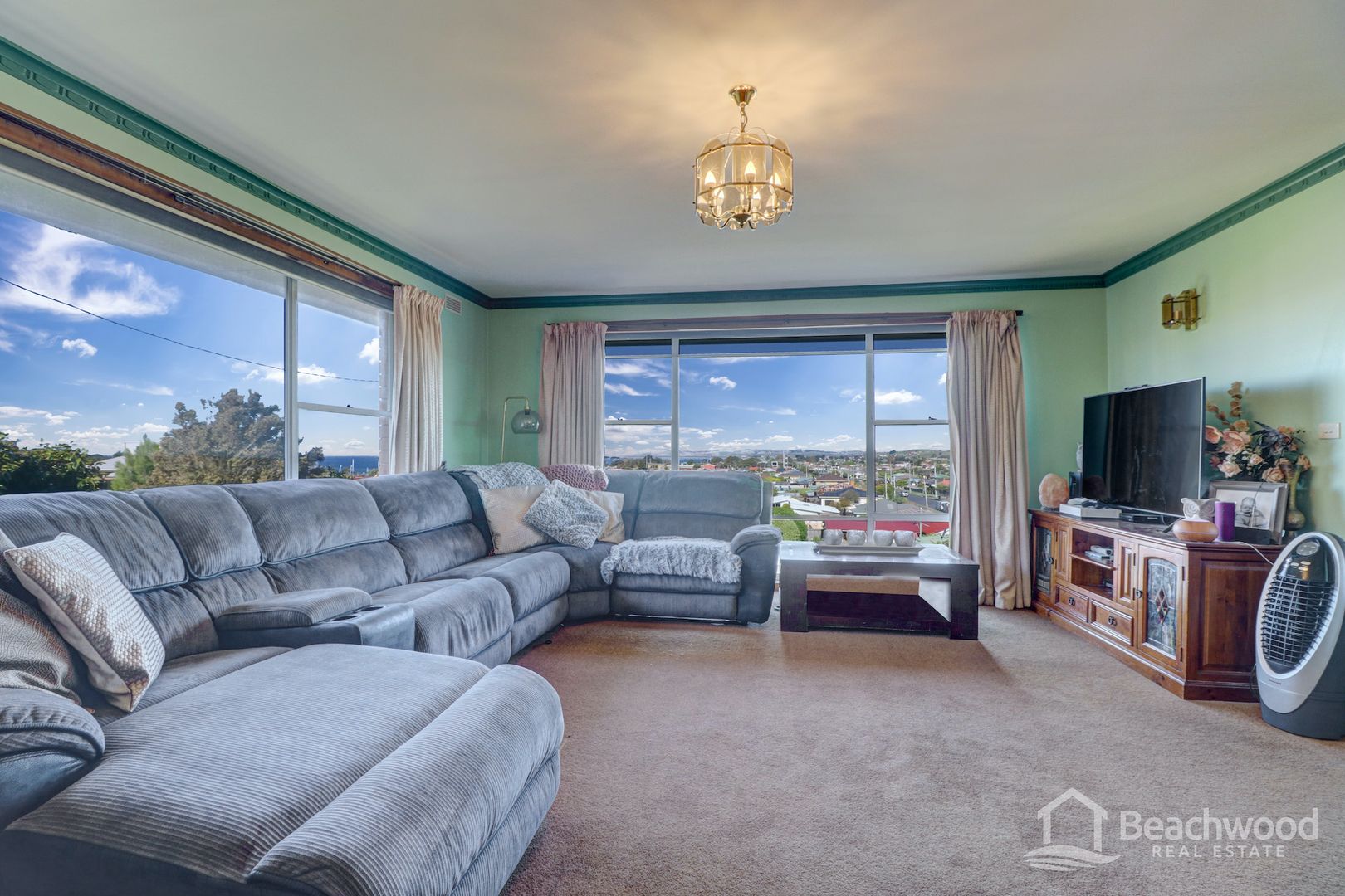 121 Ronald Street, Devonport TAS 7310, Image 2