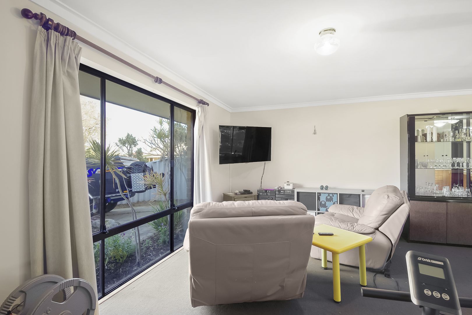 11 Angle Place, Mullaloo WA 6027, Image 2