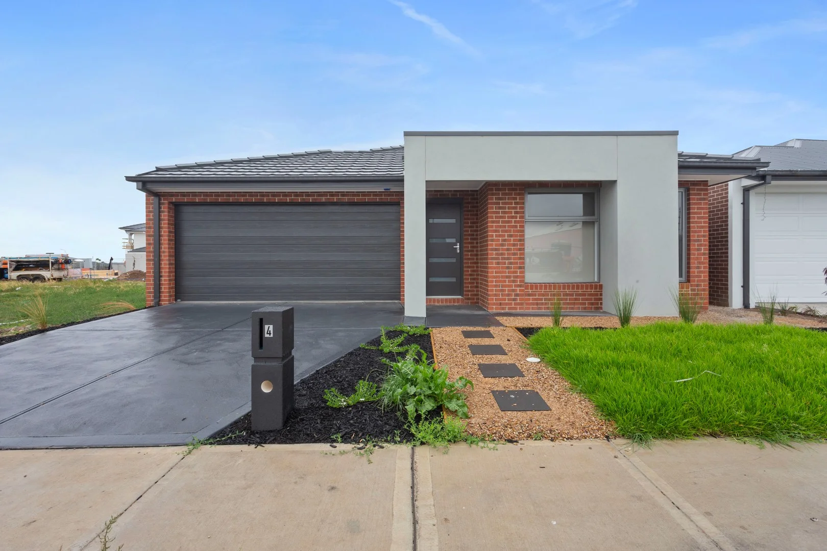 Primary image of 4 Sojourn Street, Clyde North VIC 3978