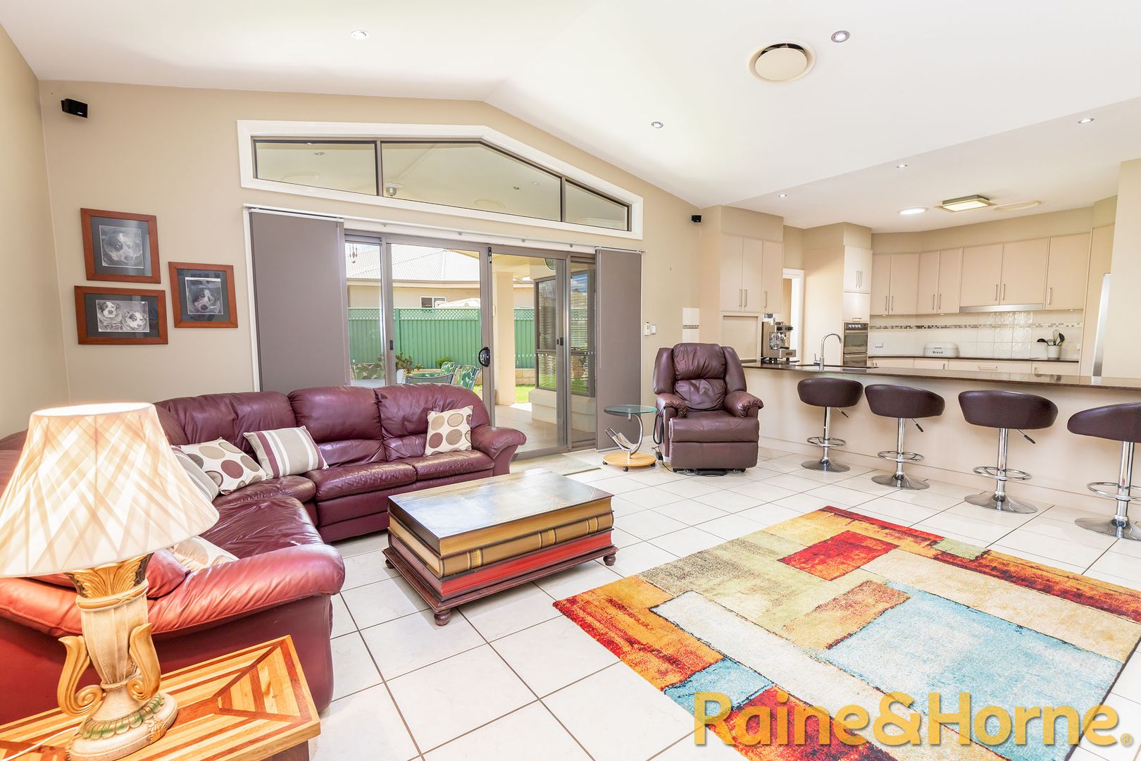 10 Lago Court, Dubbo NSW 2830, Image 2