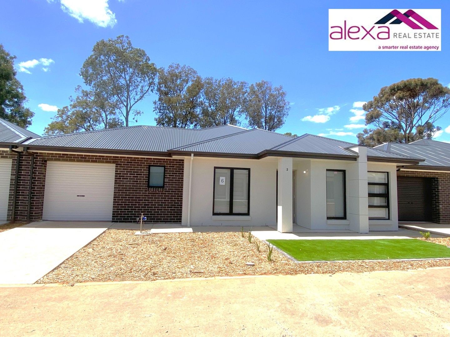 4 bedrooms House in 2/101 Peerless Rd MUNNO PARA WEST SA, 5115