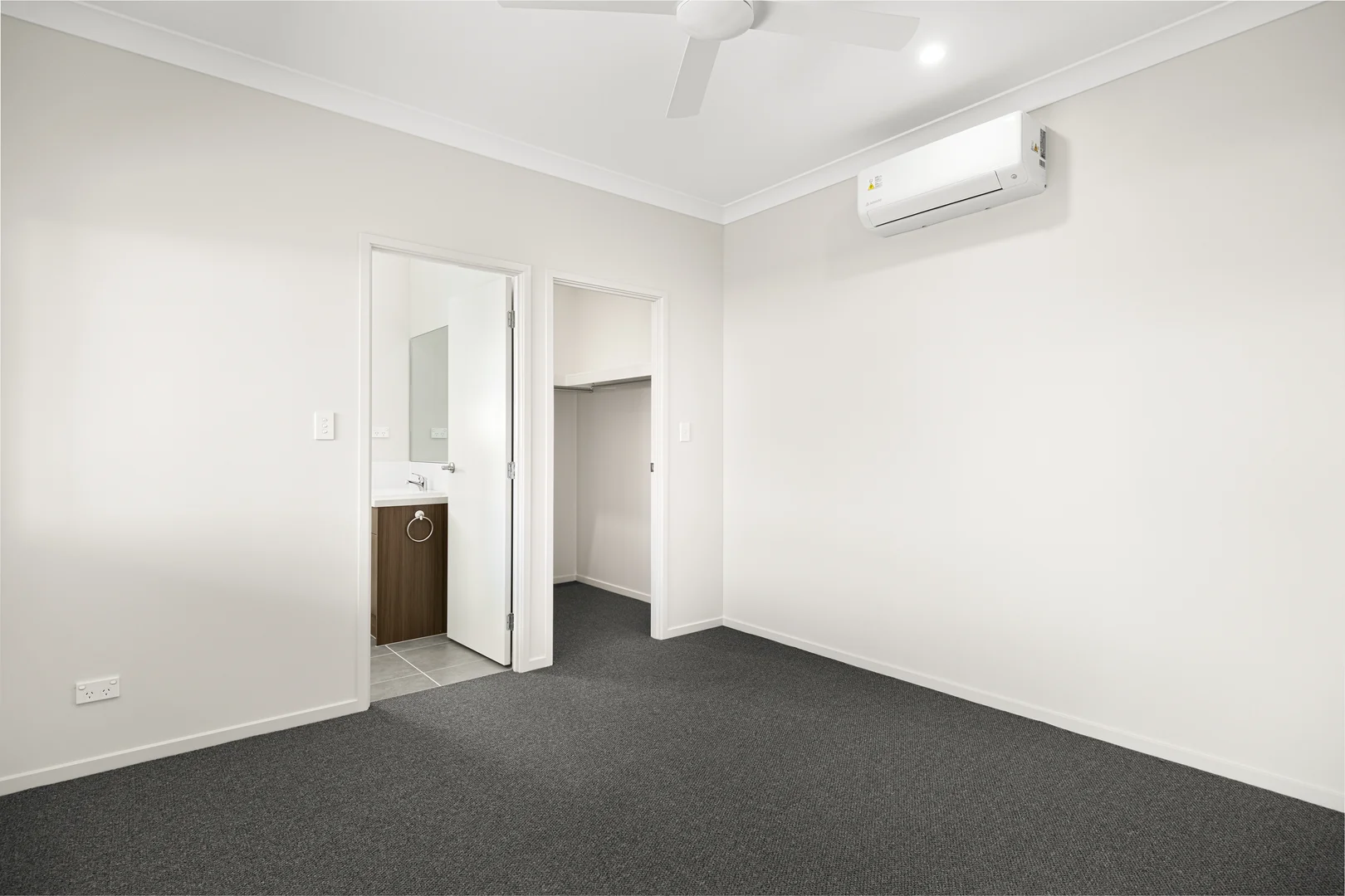 Additional image 5 of 1/5 Millhouse Close, Farley NSW 2320