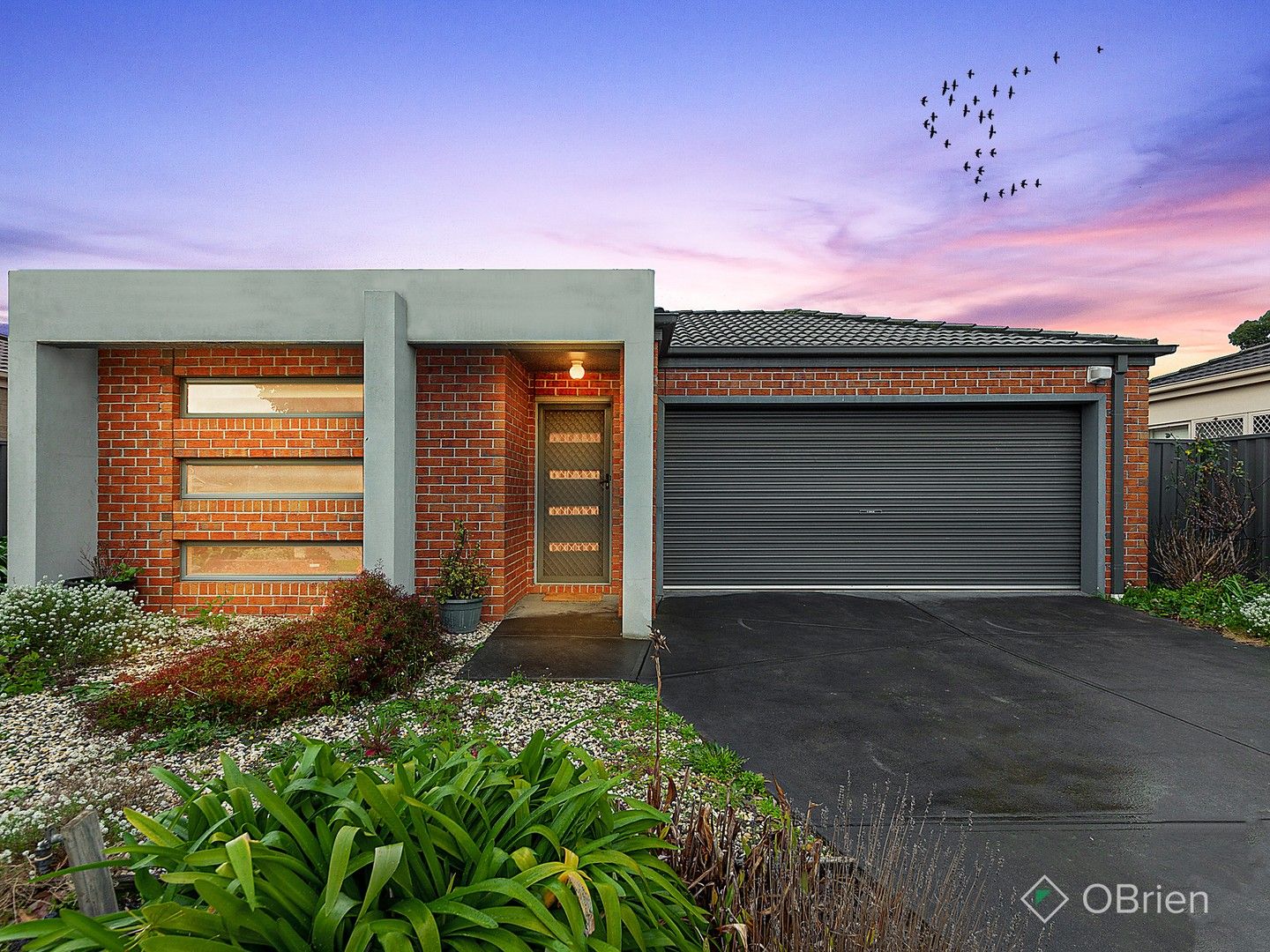 3 bedrooms House in 4 Beech Street PAKENHAM VIC, 3810