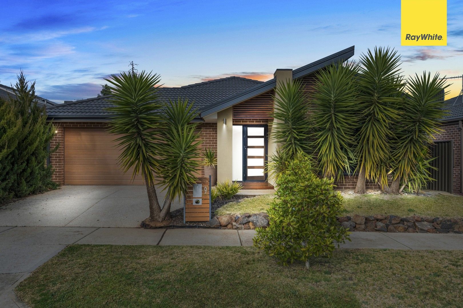 9 Amber Way, Cobblebank VIC 3338, Image 0